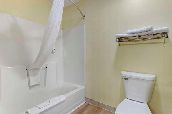 Quality Inn Indianola image 19