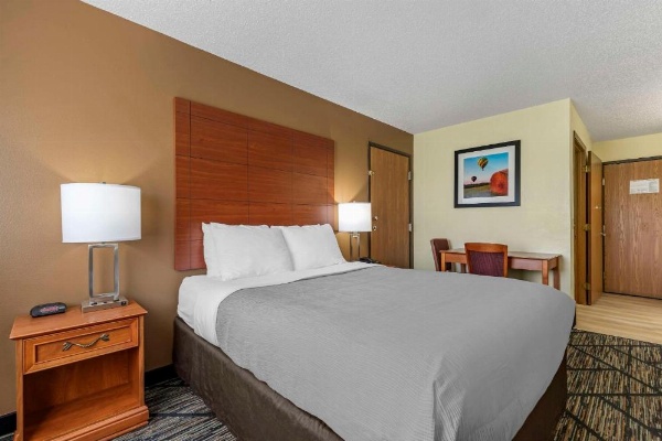 Quality Inn Indianola image 25