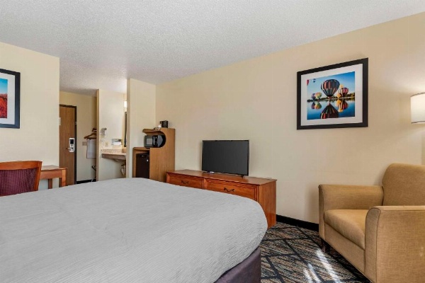 Quality Inn Indianola image 27