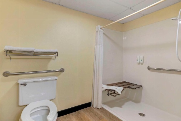 Quality Inn Indianola image 28